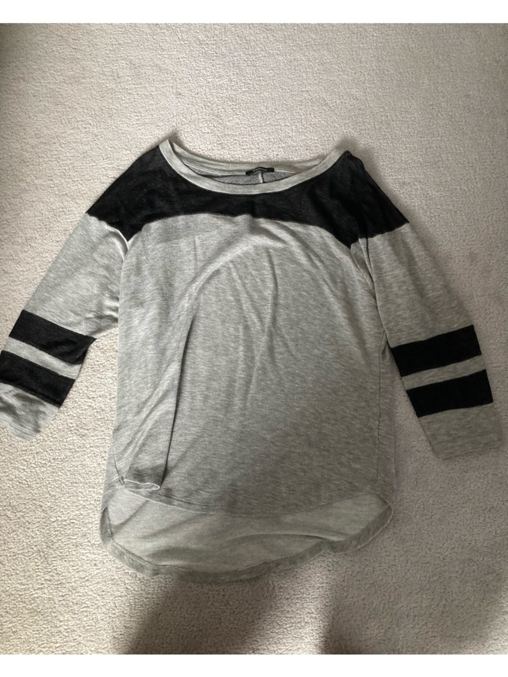 Tattoo Women's Grey and Black Colorblock Long Sleeve Tee - Casual Pullover